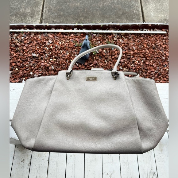 kate spade Handbags - Kate Spade Jeanne Medium Tan Pebbled Leather Top Handle Satchel